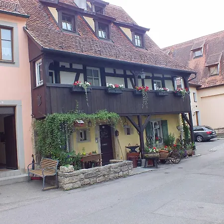Gaestehaus Gerlinger 2* روتنبورغ أوب در تاوبر